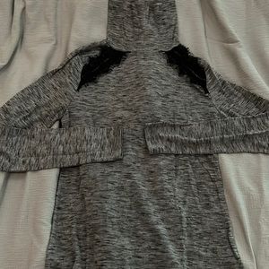 Turtleneck lace sweater xs